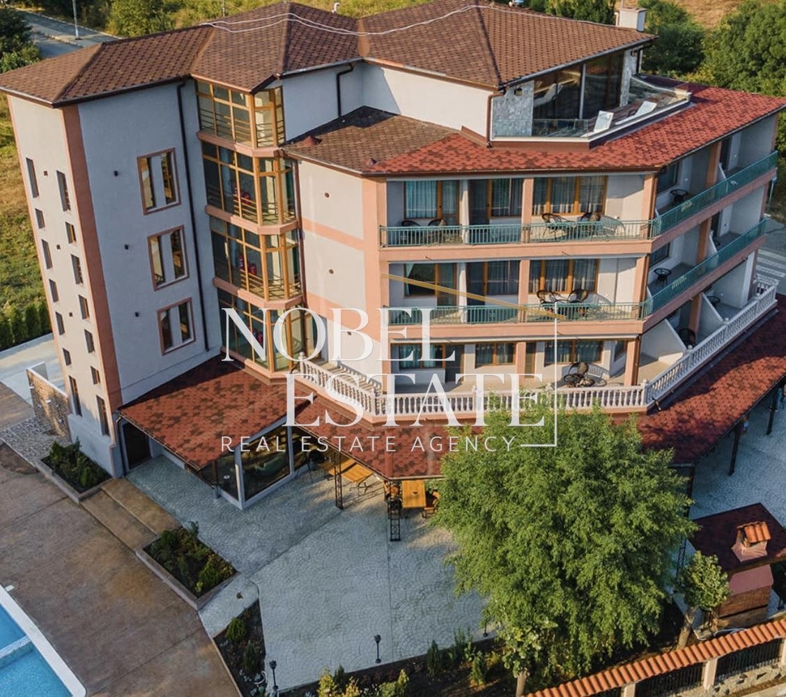 Продава ХОТЕЛ, гр. Ахелой, област Бургас, снимка 2 - Хотели - 54164717