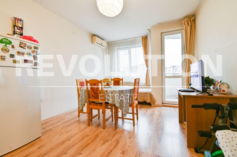 Продава  2-стаен град София , Гео Милев , 60 кв.м | 73504750 - изображение [3]