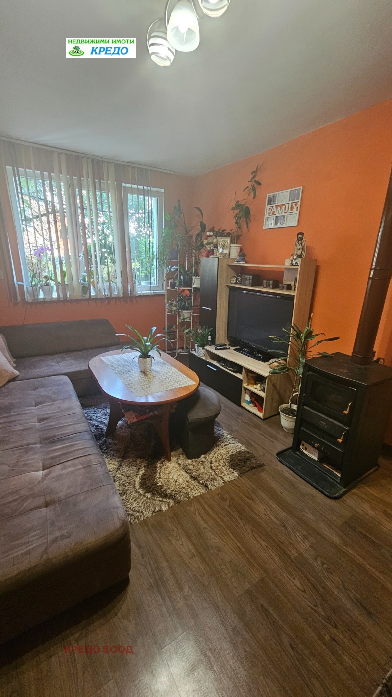 Продава 4-СТАЕН, гр. Перник, Димова махала, снимка 4 - Апартаменти - 53235836