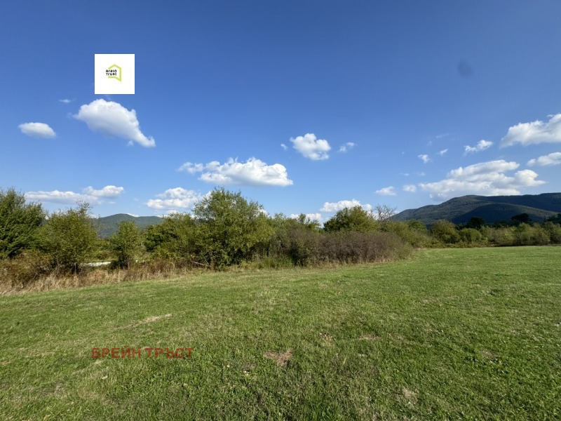 Till salu  Komplott region Sofia , Pravec , 5228 kvm | 39500953 - bild [2]