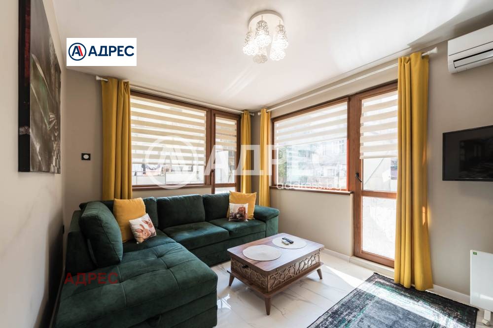 Продава МНОГОСТАЕН, гр. Варна, Център, снимка 3 - Апартаменти - 54135854