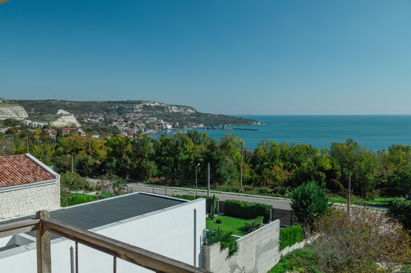 Продава КЪЩА в област Добрич, гр. Балчик - 116 кв.м / 240 000 € » 469 399.20 лв., БЛУ ВЮ ЕСТЕЙТ