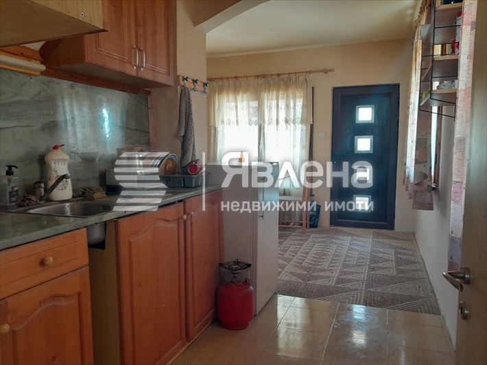 Продава КЪЩА, с. Малки Воден, област Хасково, снимка 7 - Къщи - 53979814
