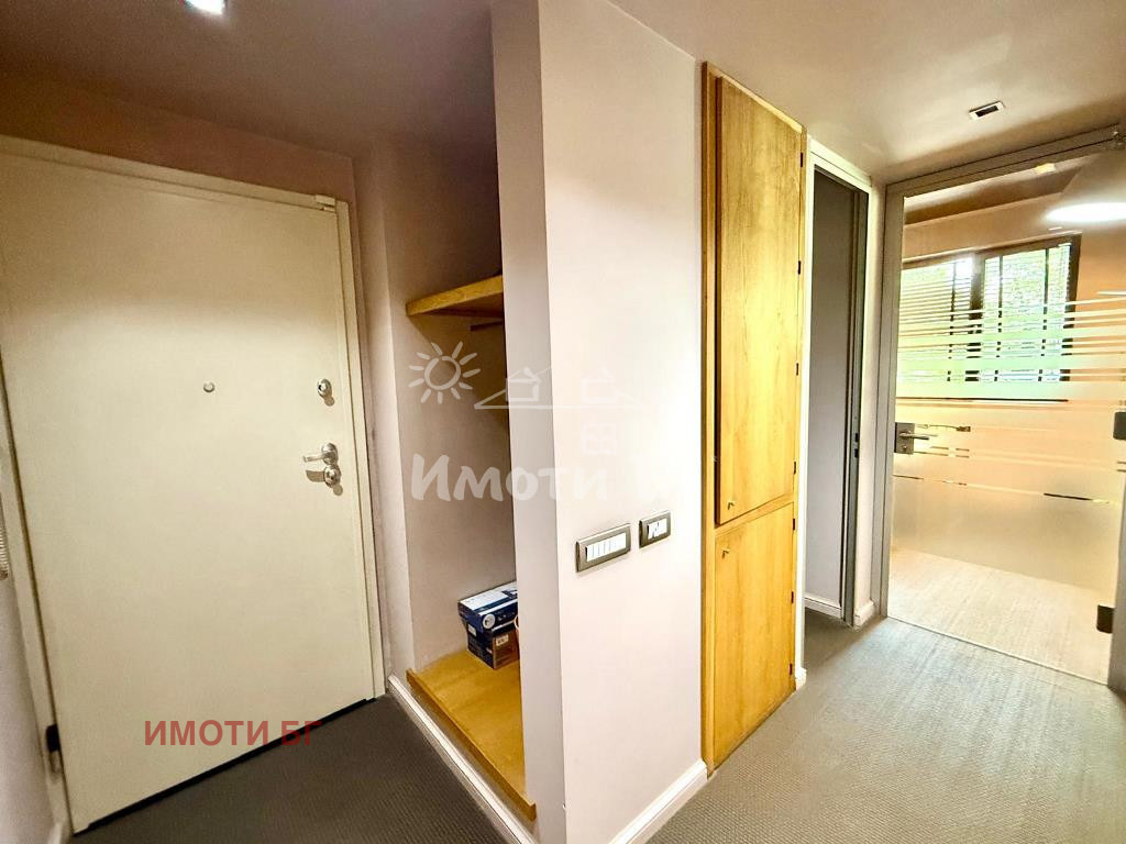 Продава ОФИС, гр. София, Докторски паметник, снимка 2 - Офиси - 56083681