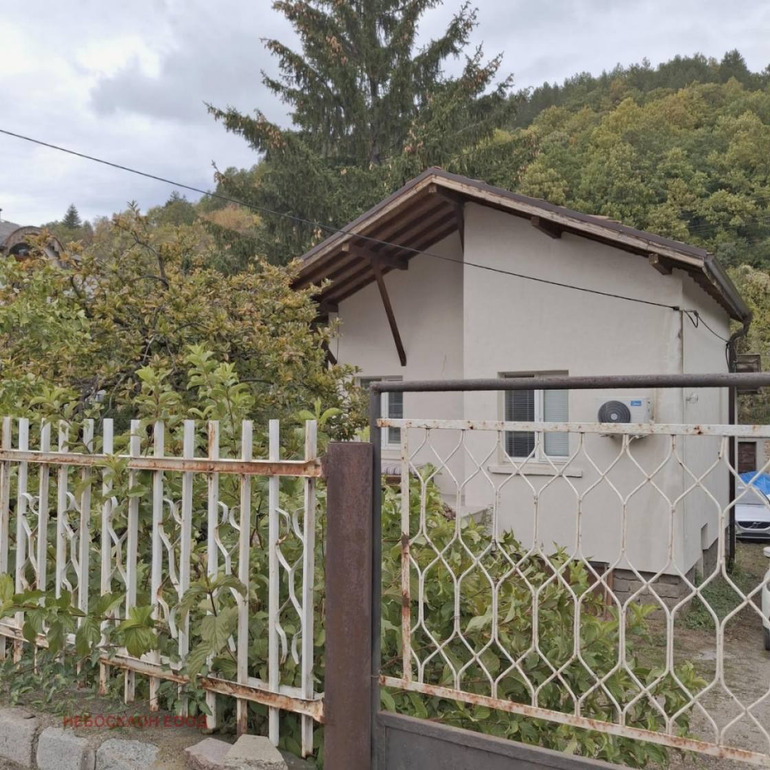 Продава КЪЩА, гр. София, с. Владая, снимка 4 - Къщи - 54013063