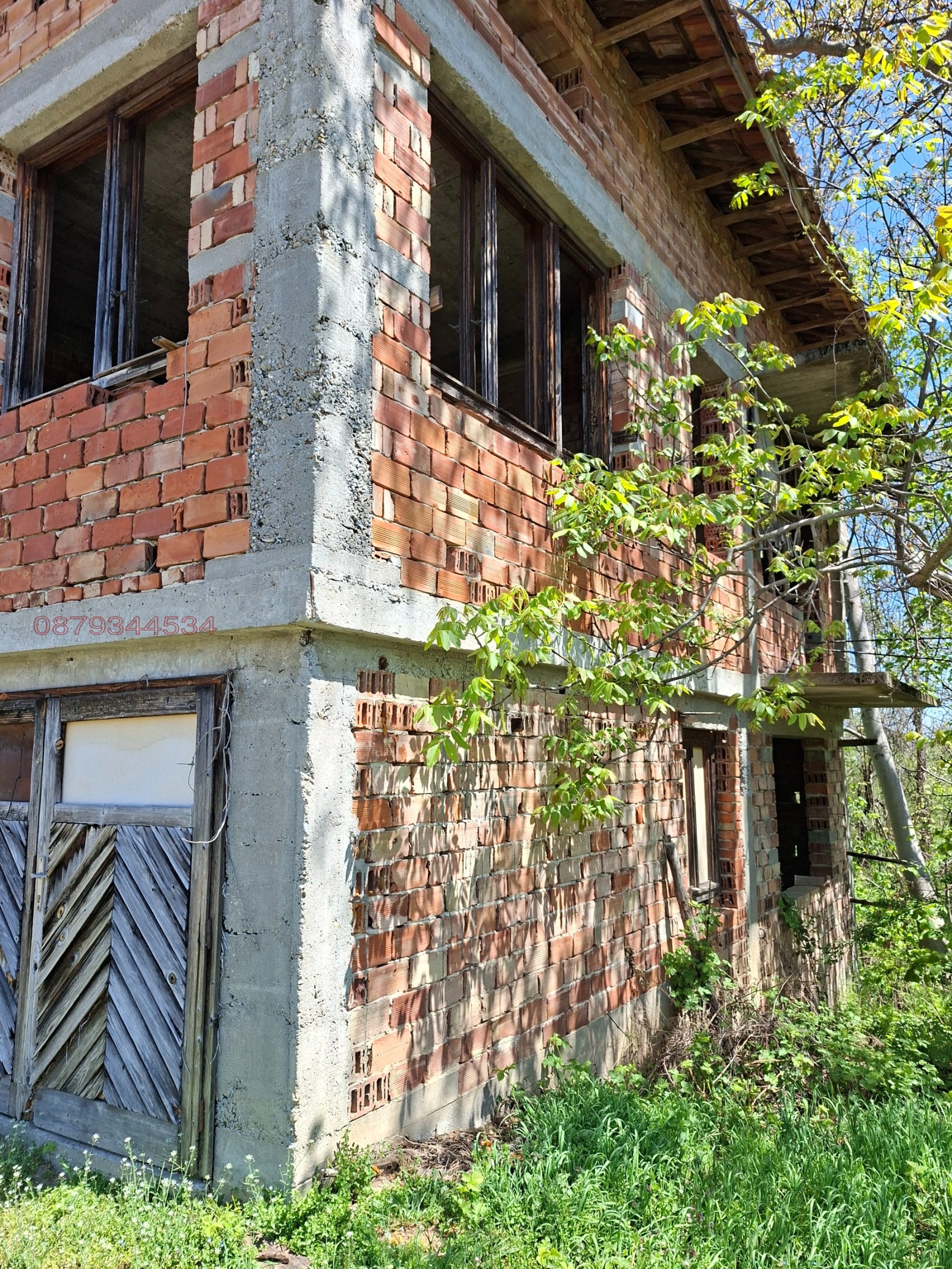 Продава КЪЩА, с. Голяма Желязна, област Ловеч, снимка 2 - Къщи - 54342778