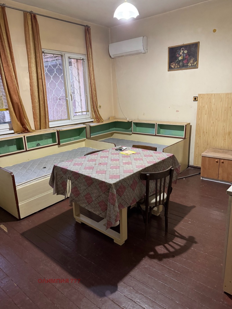 De vânzare  Studio Pleven , Șiroc țentâr , 50 mp | 95698941 - imagine [2]