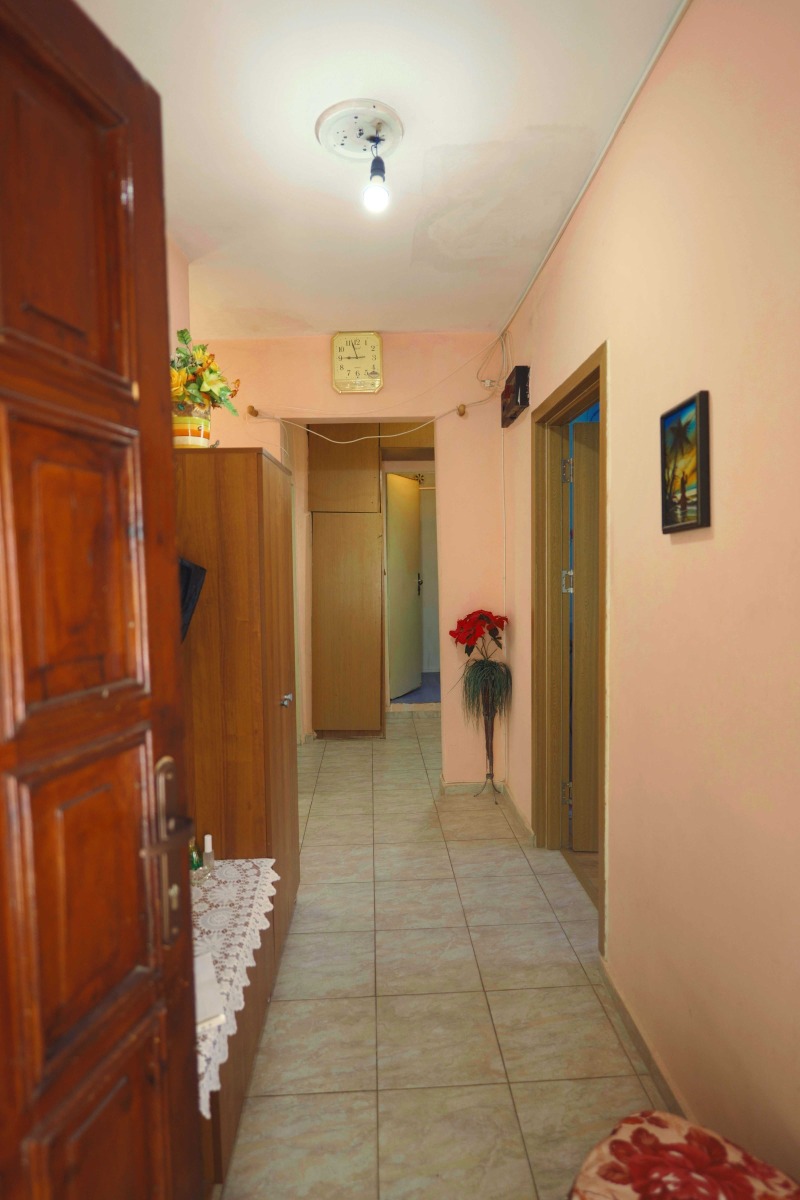 Продава 3-СТАЕН, гр. Добрич, Балик, снимка 13 - Апартаменти - 52794366