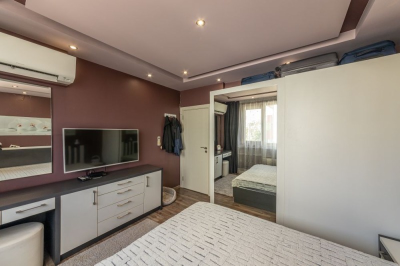 Na prodej  3+ ložnice Varna , Vazraždane 1 , 90 m2 | 61153613 - obraz [16]