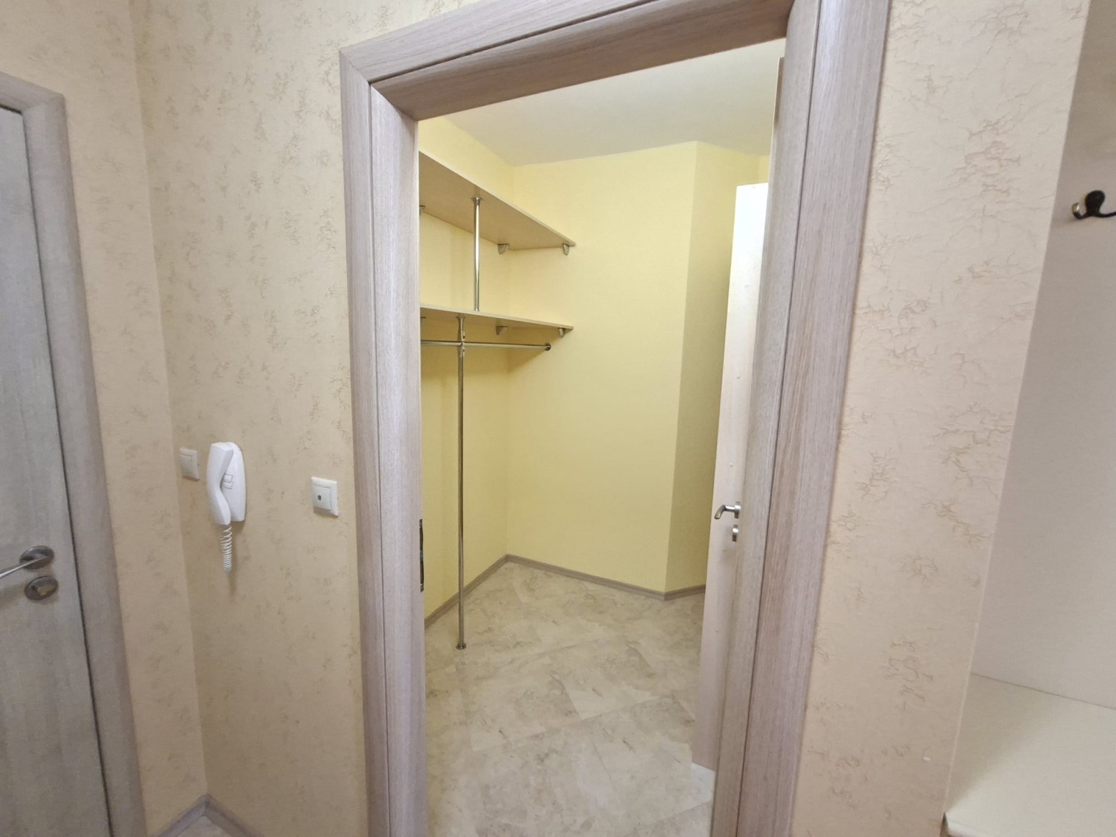 Продава 2-СТАЕН, гр. Варна, к.к. Чайка, снимка 15 - Апартаменти - 54814945