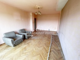 1 ložnice Trakija, Šumen