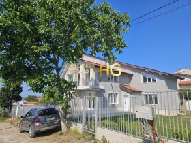 Casa m-t Rakitnika, Varna