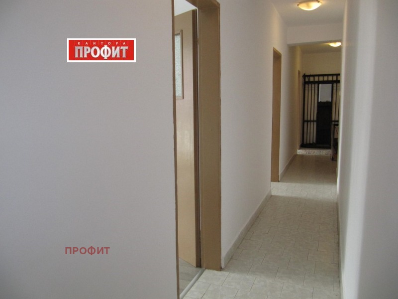 Продава 2-СТАЕН, гр. Пловдив, Кършияка, снимка 12 - Aпартаменти - 47527637