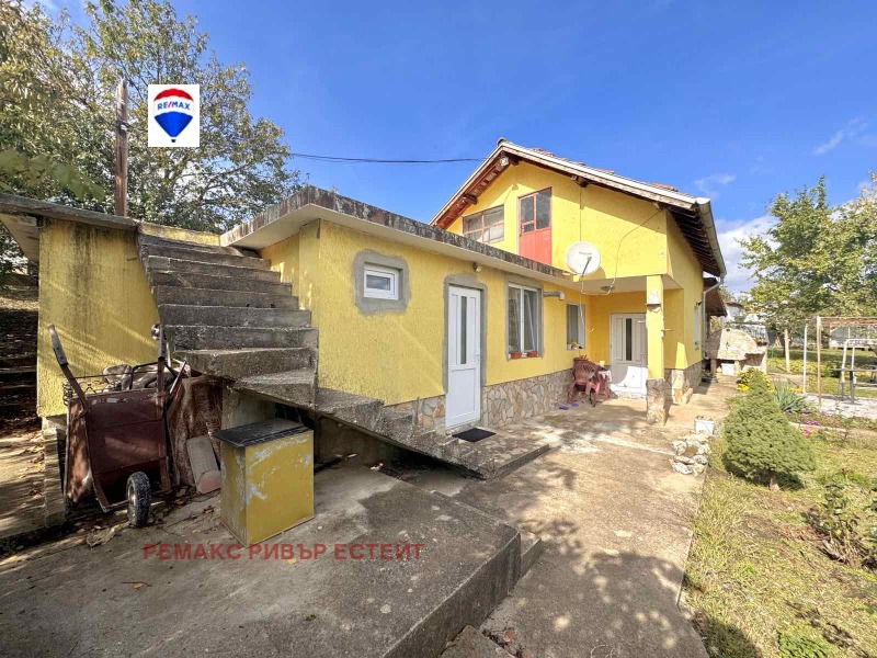 Продава КЪЩА, с. Червена вода, област Русе, снимка 12 - Къщи - 52133354