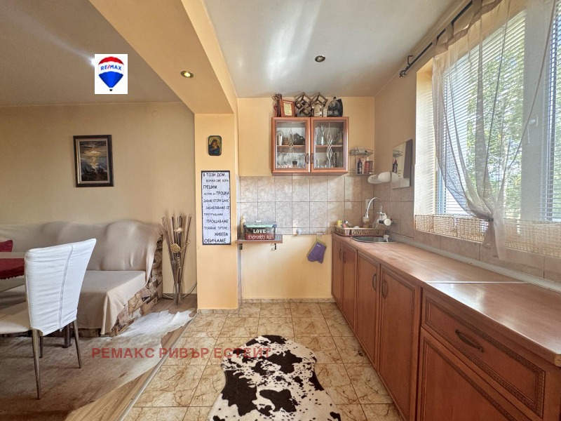 Продава КЪЩА, с. Червена вода, област Русе, снимка 6 - Къщи - 52133354