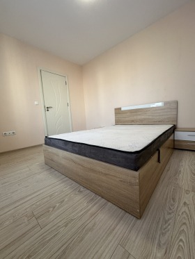 2 Schlafzimmer Pogrebi, Warna 5