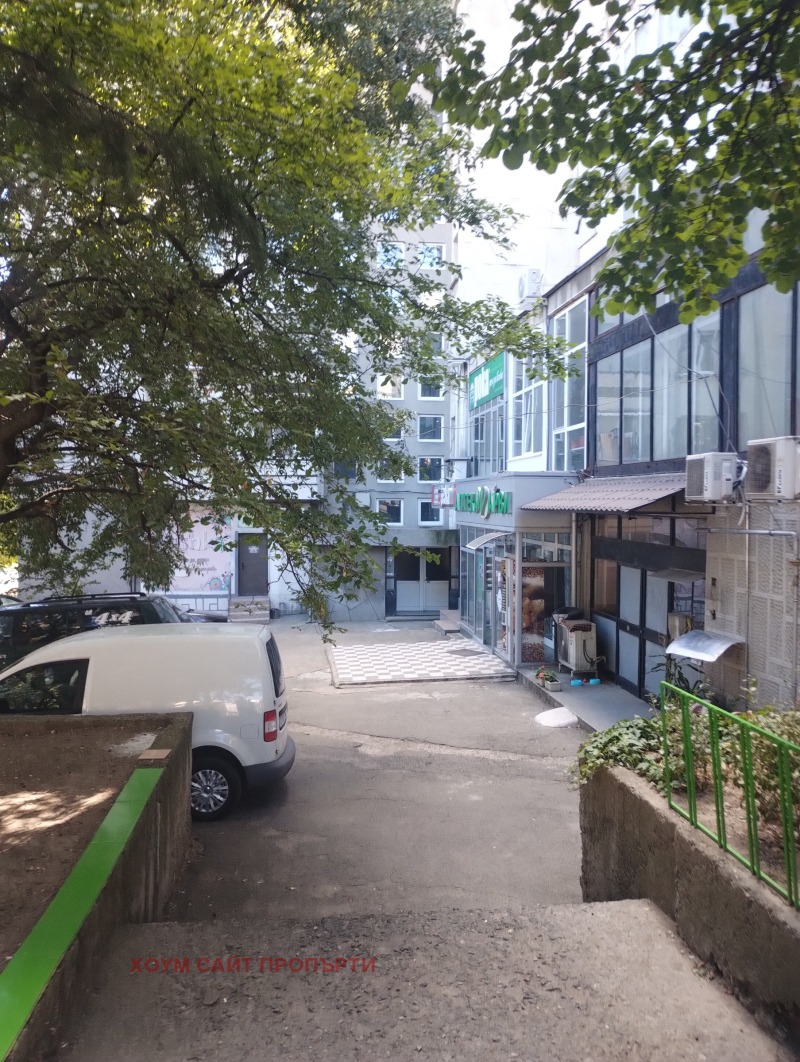 Продава 4-СТАЕН, град Стара Загора, Център • 130000 € / 254257.90 лв. • 59377505 1