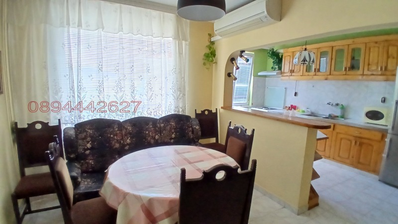 Продава МНОГОСТАЕН, гр. Шумен, Басейна