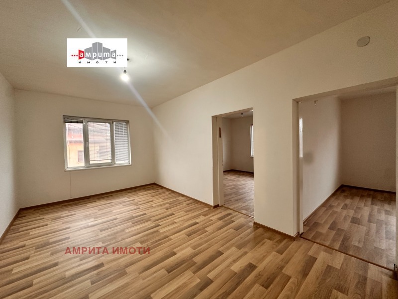 Продава ЕТАЖ ОТ КЪЩА, гр. София, Левски В, снимка 4 - Етаж от къща - 52574134