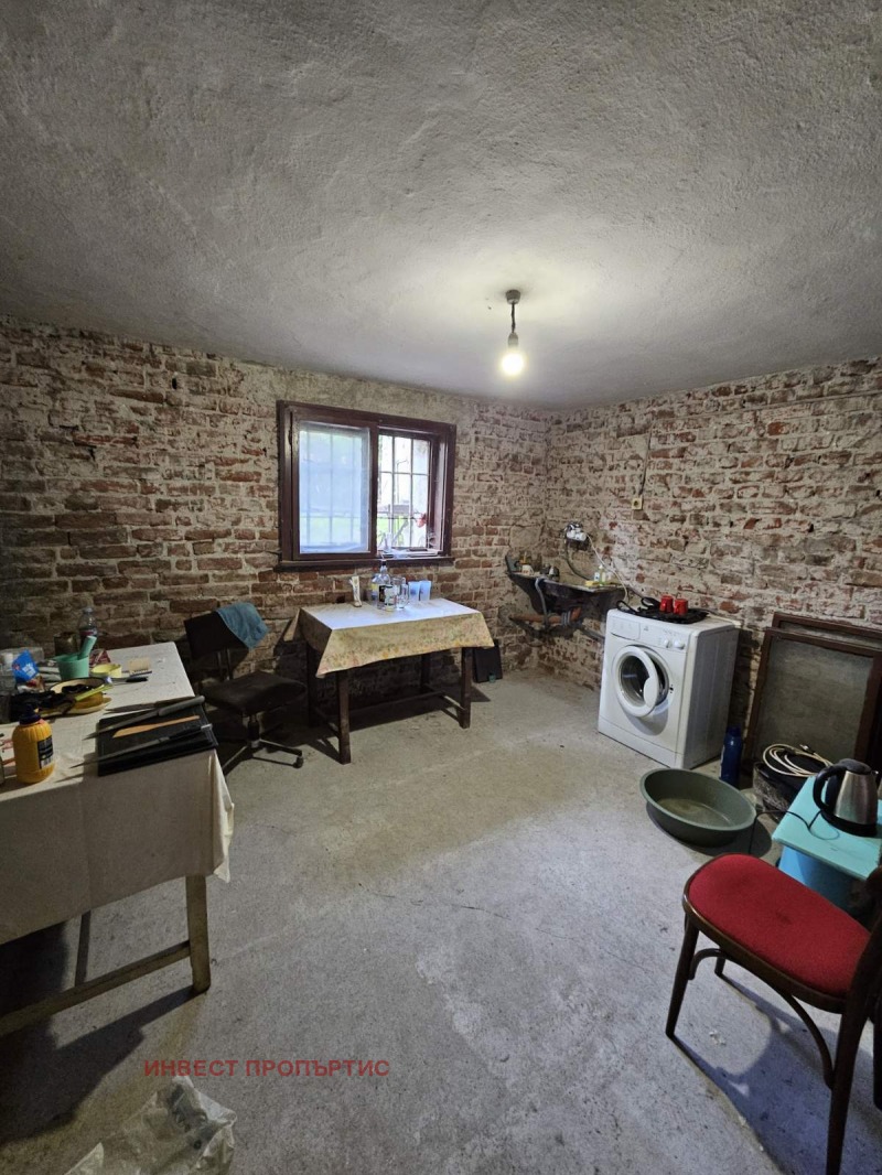 Продава КЪЩА, гр. София, Хаджи Димитър, снимка 7 - Къщи - 52235467