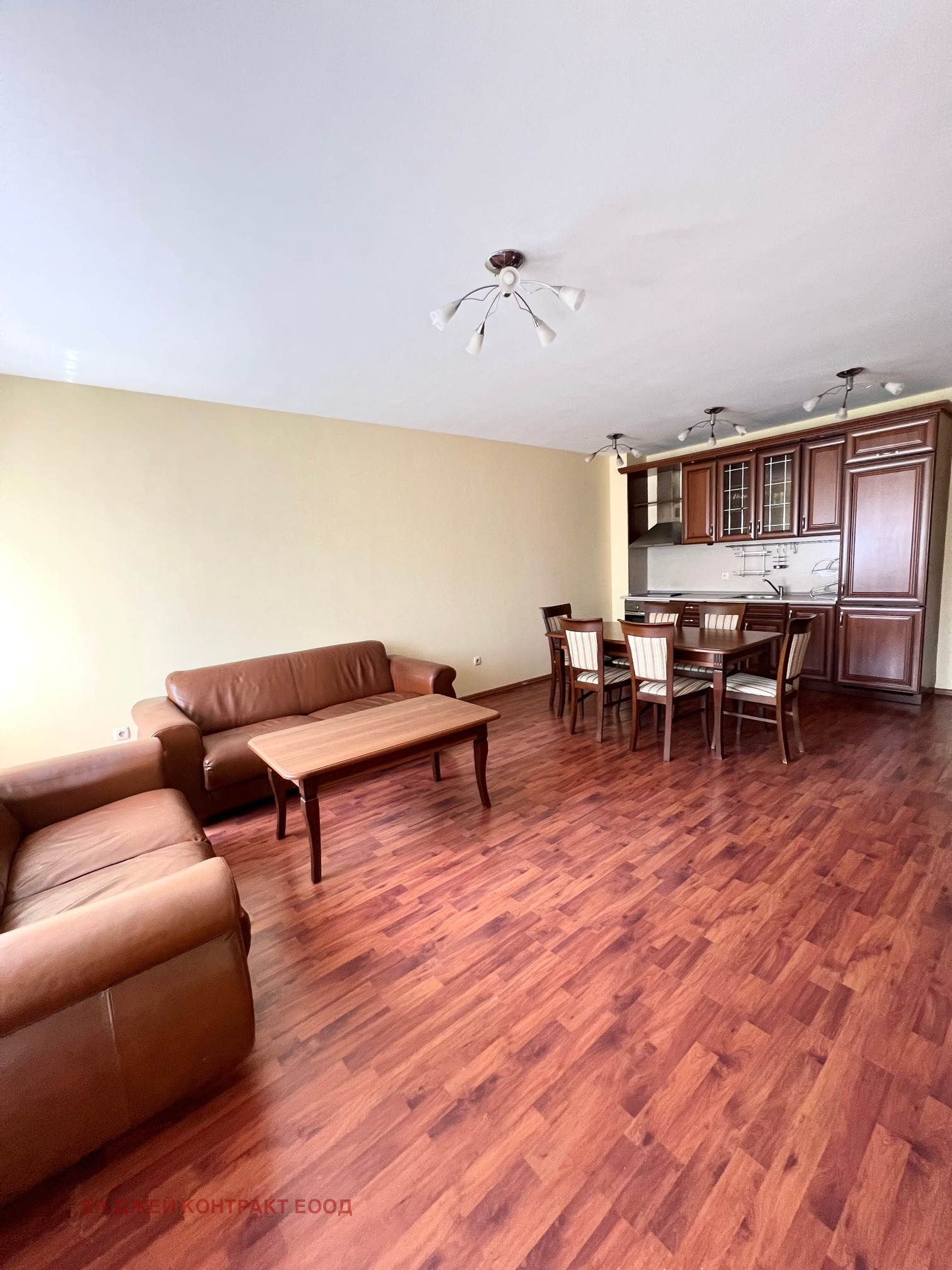 Продава 3-СТАЕН, гр. София, Център, снимка 3 - Апартаменти - 53698500