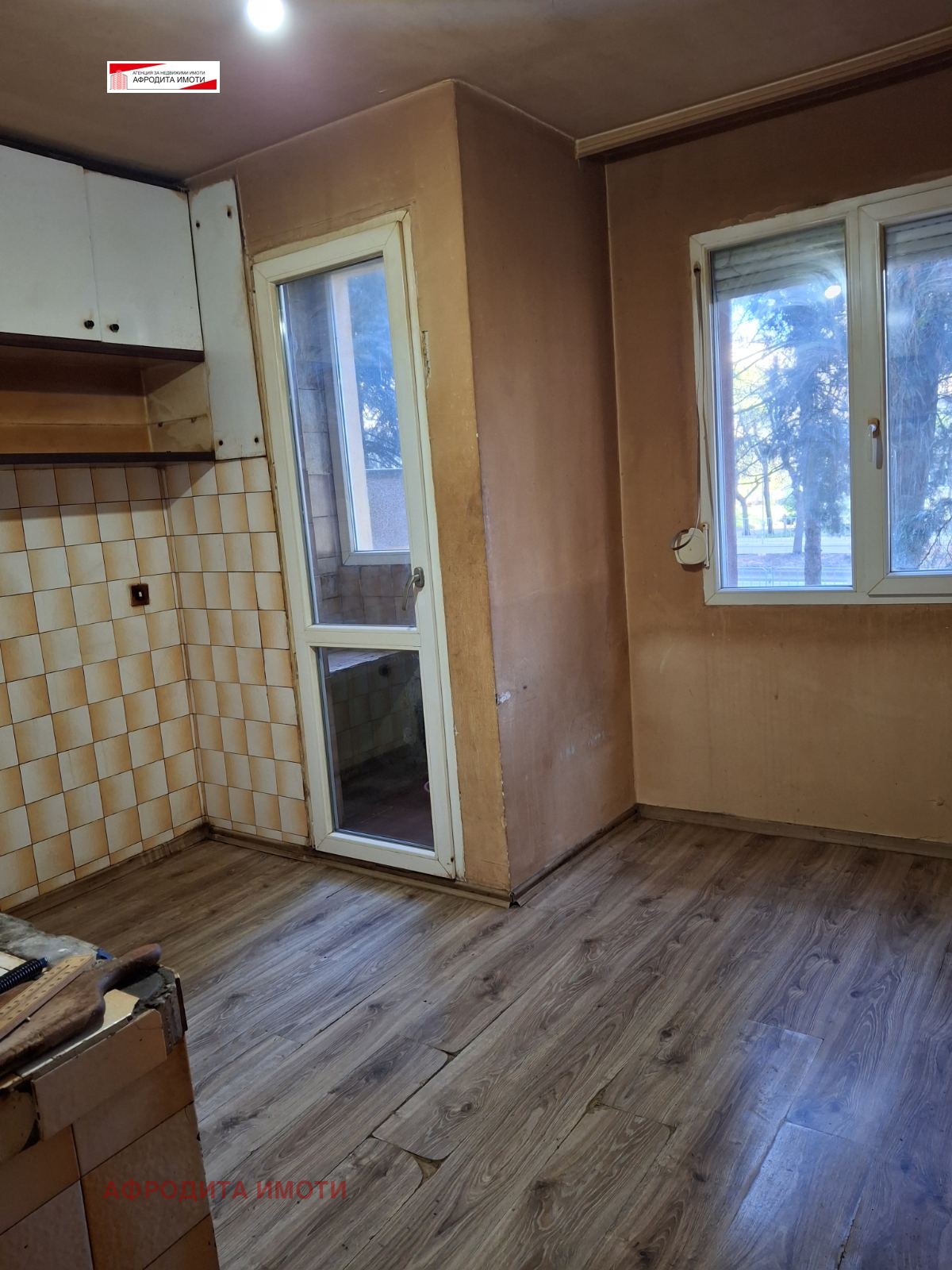 Продава МНОГОСТАЕН, гр. Стара Загора, Център, снимка 2 - Апартаменти - 55009765