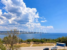 Продава  3-стаен, град Варна