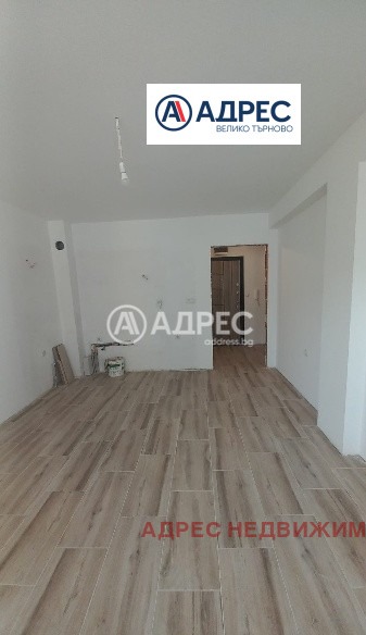 Продава 2-СТАЕН, гр. Велико Търново, Бузлуджа, снимка 2 - Апартаменти - 53349793