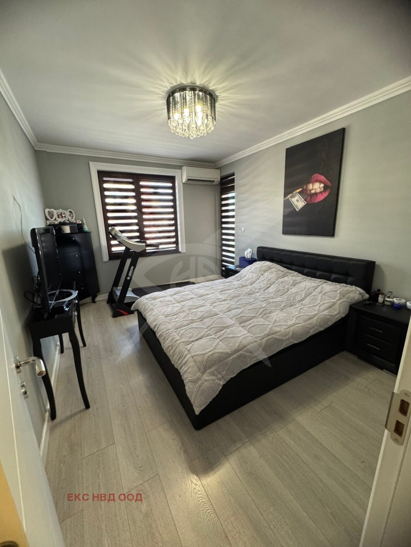 Продава МНОГОСТАЕН, гр. Пловдив, Остромила, снимка 3 - Апартаменти - 52834888