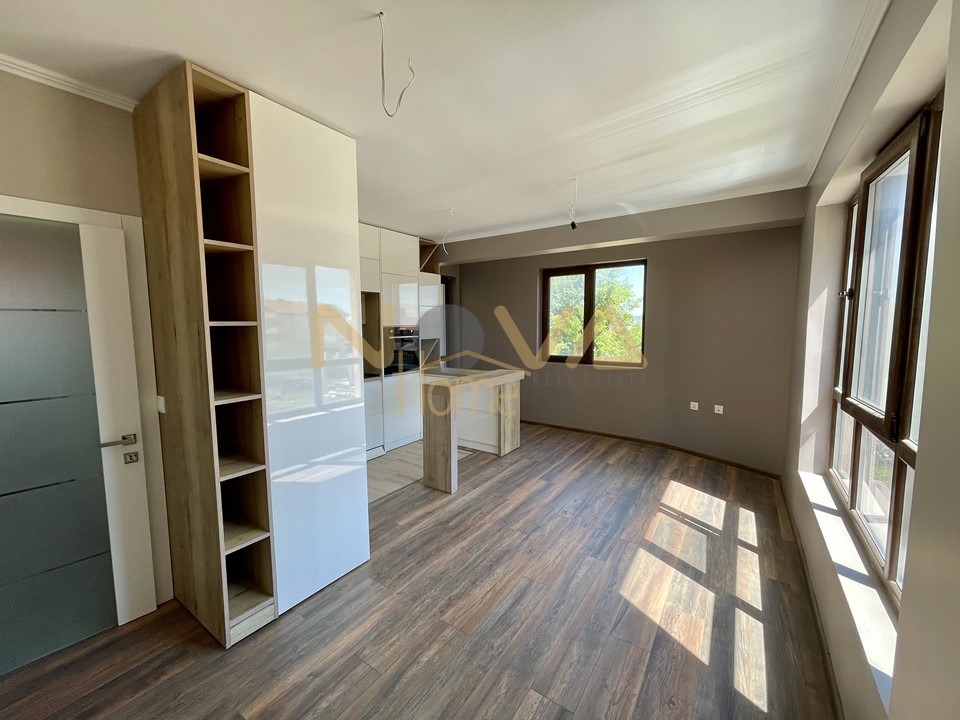Продава 3-СТАЕН, гр. Варна, Галата, снимка 3 - Апартаменти - 54288680