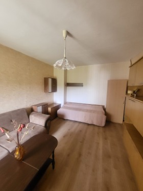 Studio Drujba 3, Pleven 6
