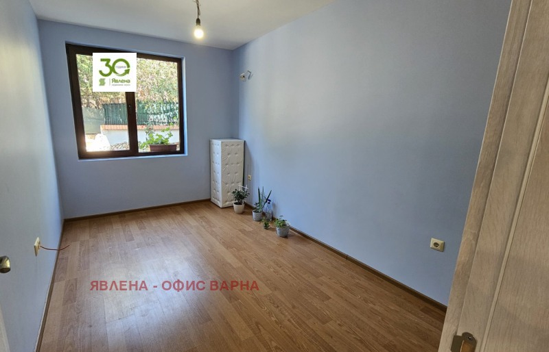 Продава 3-СТАЕН, гр. Варна, Бриз, снимка 2 - Aпартаменти - 47224907