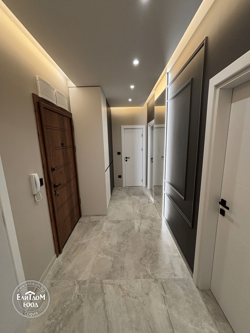 Продава 3-СТАЕН, гр. София, Витоша