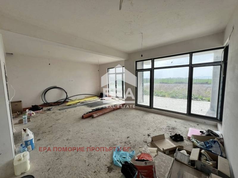 Продава КЪЩА, гр. Бургас, Сарафово, снимка 11 - Къщи - 54350560