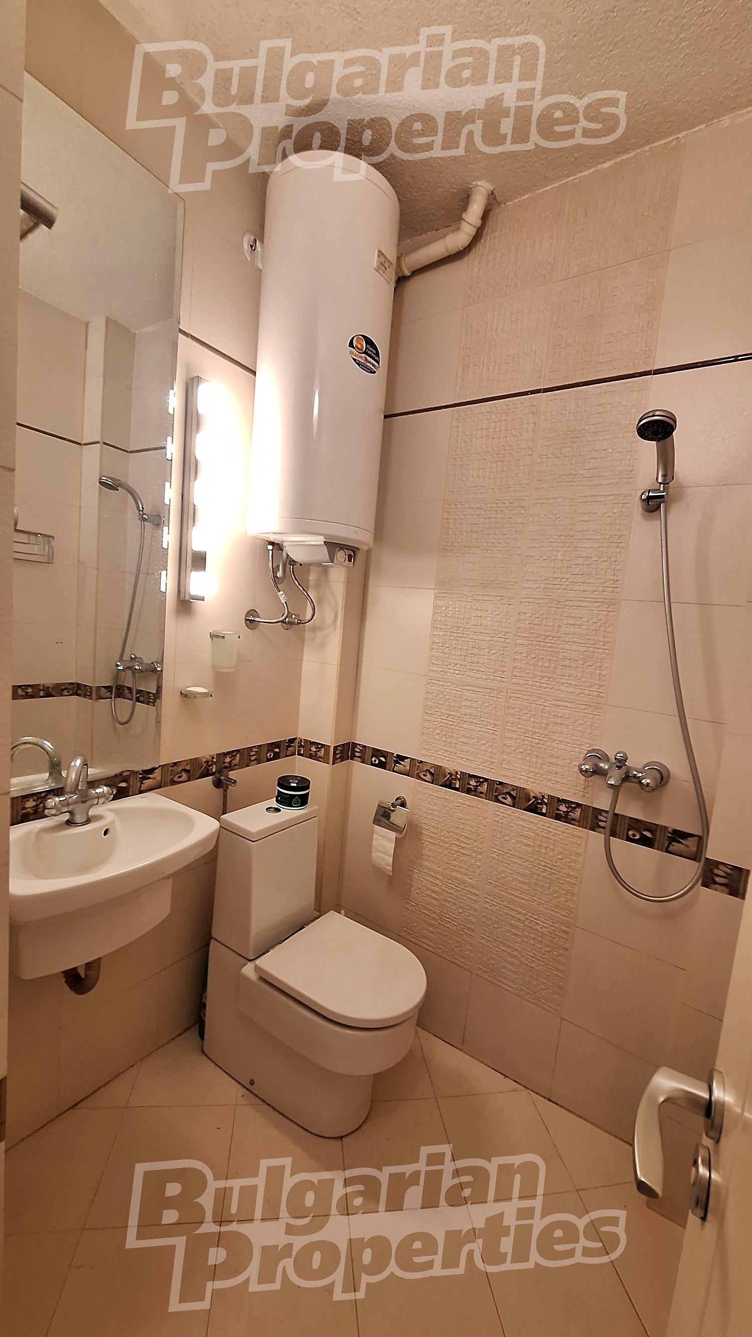 Продава 3-СТАЕН, гр. Варна, Център, снимка 16 - Апартаменти - 55583127