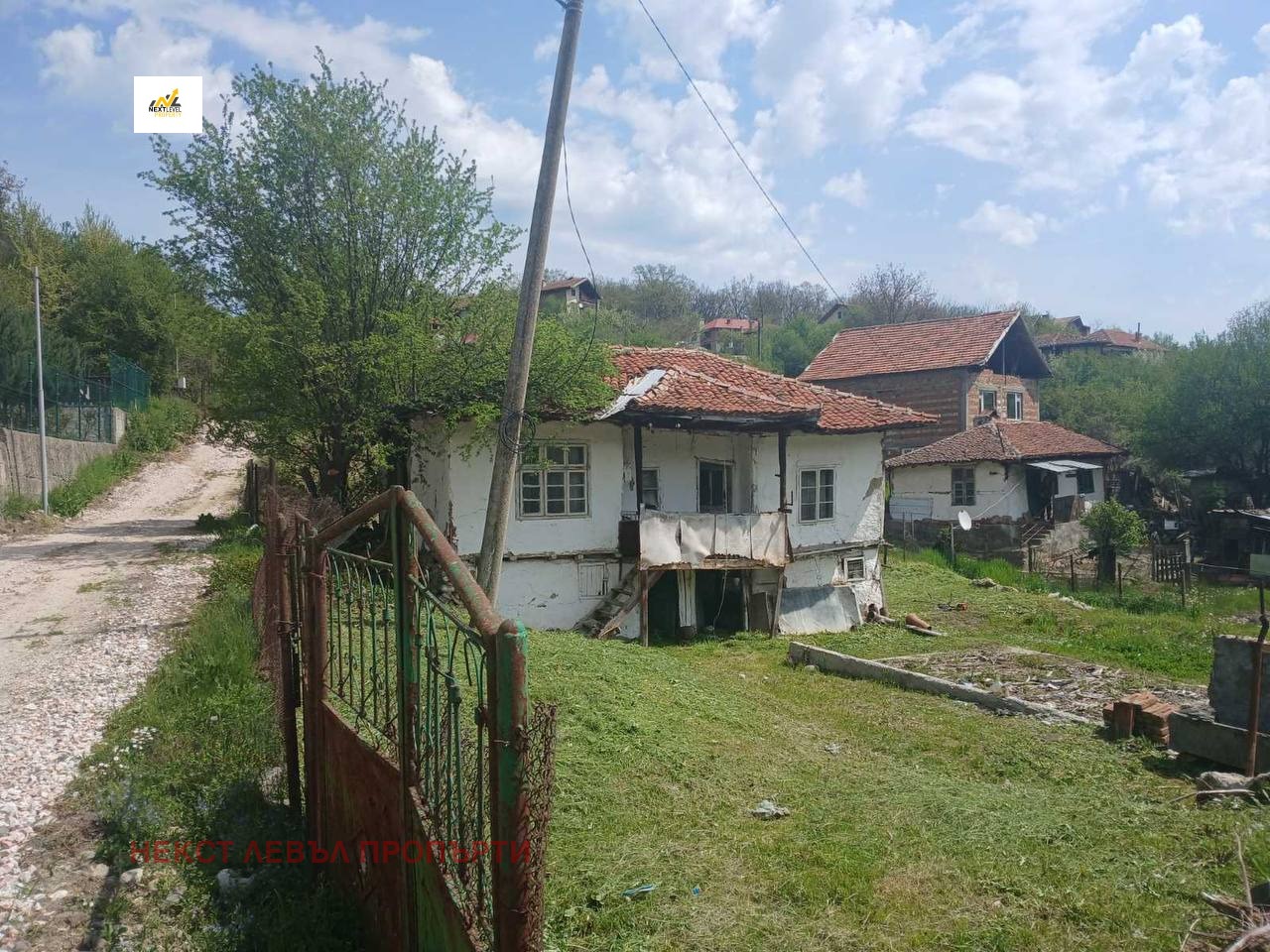 Продава КЪЩА, с. Габровица, област Пазарджик
