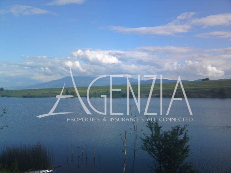 Продава ПАРЦЕЛ в област София, с. Пролеша - 673 кв.м / 53 840 € » 105 301.89 лв., АДЖЕНСИА