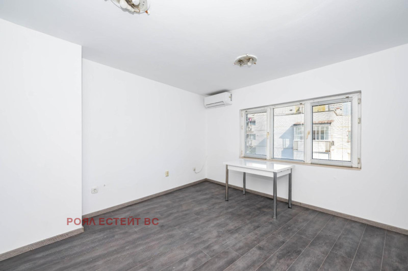 De vânzare  2 dormitoare Plovdiv , Camenița 1 , 89 mp | 44804178 - imagine [14]