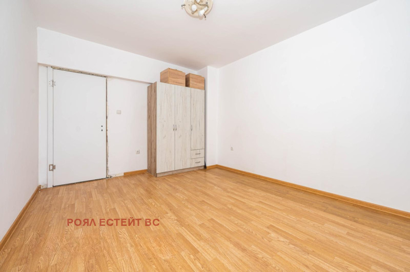 For Sale  2 bedroom Plovdiv , Kamenitsa 1 , 89 sq.m | 44804178 - image [6]