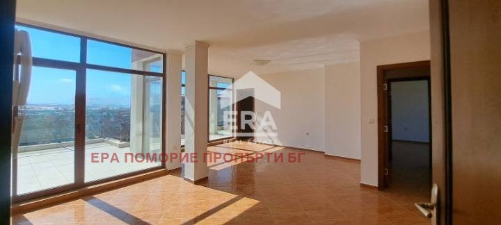 In vendita  2 camere da letto regione Burgas , Sveti Vlas , 142 mq | 74276925