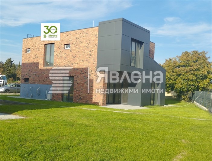 Продава КЪЩА, гр. Варна, м-т Долна Трака, снимка 2 - Къщи - 48985337