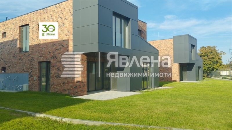 Продава КЪЩА, гр. Варна, м-т Долна Трака, снимка 3 - Къщи - 48985337