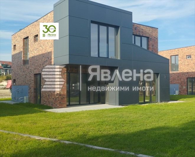 Продава КЪЩА, гр. Варна, м-т Долна Трака, снимка 1 - Къщи - 48985337