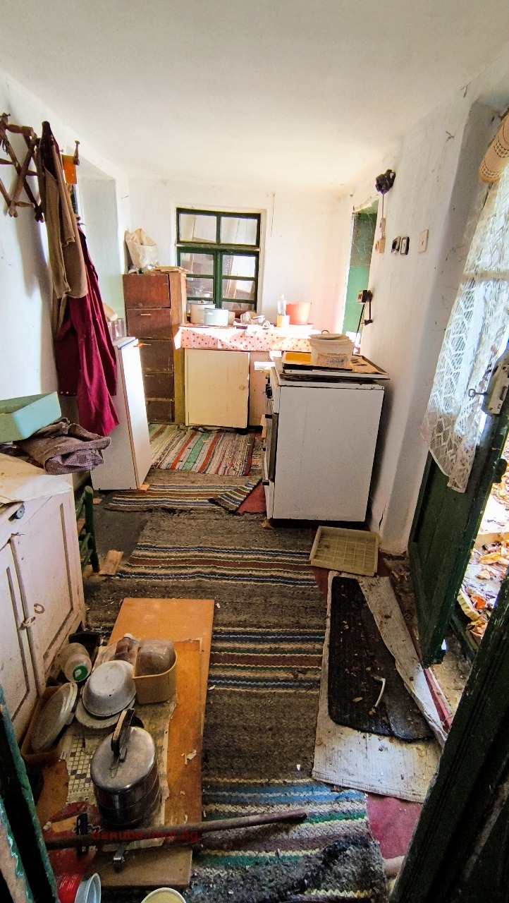 Продава КЪЩА, с. Церовец, област Русе, снимка 2 - Къщи - 53142635