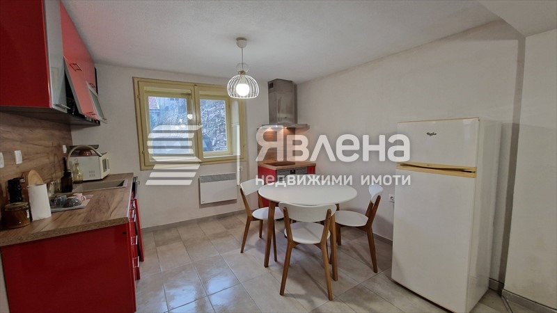 Продава КЪЩА, гр. Велинград, област Пазарджик, снимка 2 - Къщи - 54419280