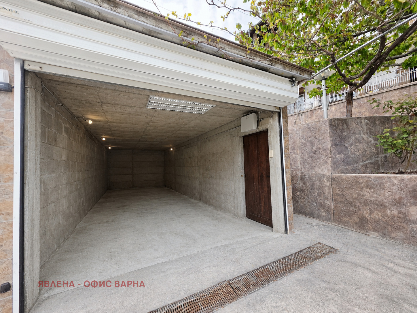 Продава КЪЩА, гр. Варна, Бриз, снимка 16 - Къщи - 54442942