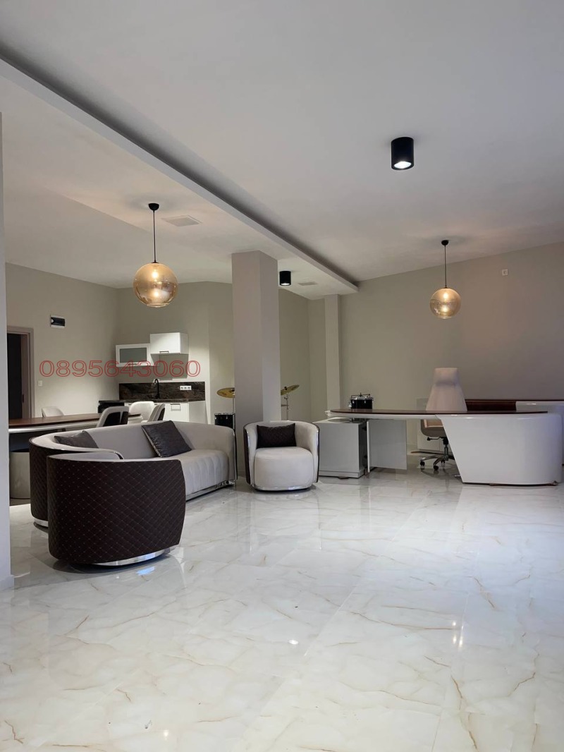 Продава ЗАВЕДЕНИЕ в област Бургас, гр. Свети Влас - 105 кв.м / 215 000 € » 420 503.45 лв.