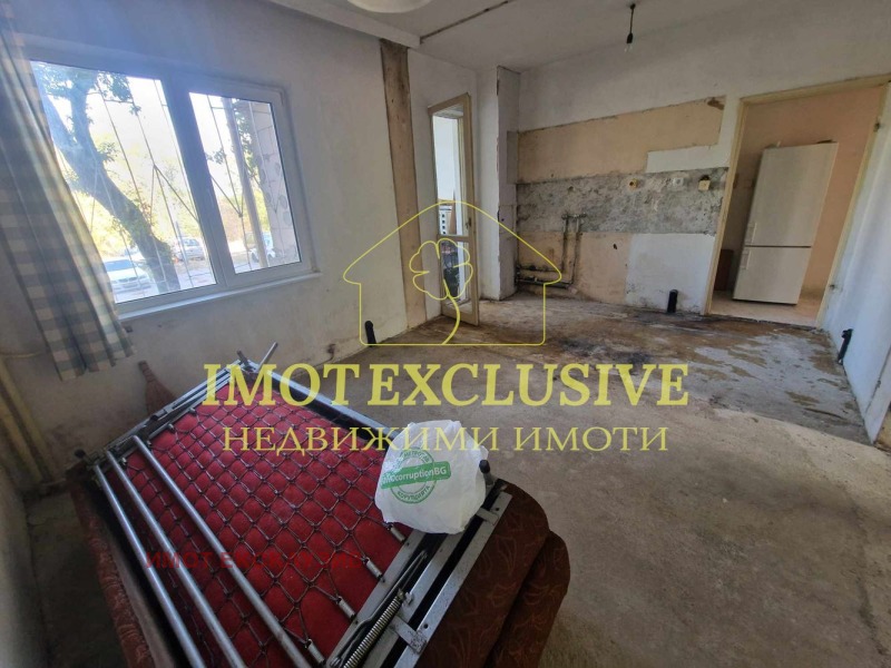 À venda  2 quartos Plovdiv , Trakiia , 92 m² | 31489907 - imagem [2]