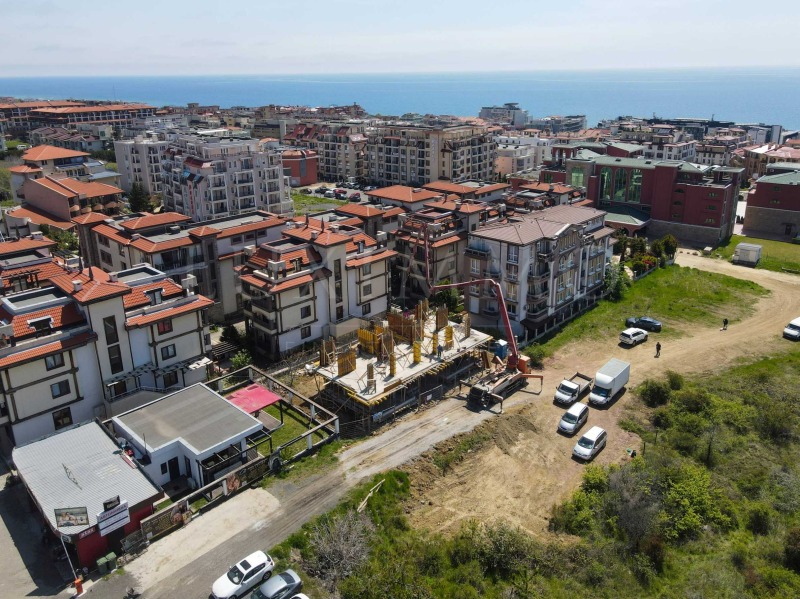 En venta  2 dormitorios región Burgas , Sveti Vlas , 109 metros cuadrados | 42697596 - imagen [8]
