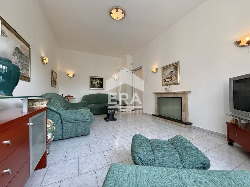 Продава 3-СТАЕН, гр. София, Зона Б-19, снимка 2 - Апартаменти - 53178250